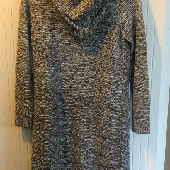 Lovely Sienna Sky sweater. - Picture 4 of 5